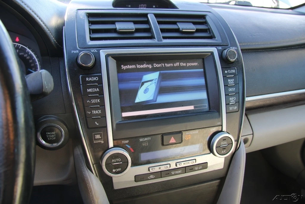 2012 Toyota Camry 7th Gen - Image 18 of 21