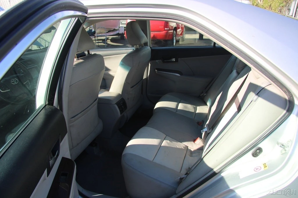 2012 Toyota Camry 7th Gen - Image 21 of 21