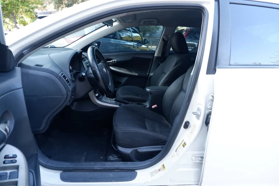 2012 Toyota Corolla 10th Gen - Image 8 of 18