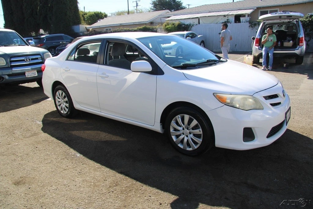 2012 Toyota Corolla 10th Gen - Image 9 of 21
