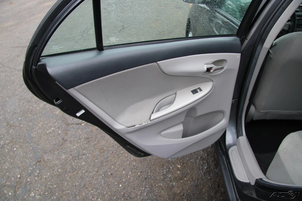 2012 Toyota Corolla 10th Gen - Image 19 of 21