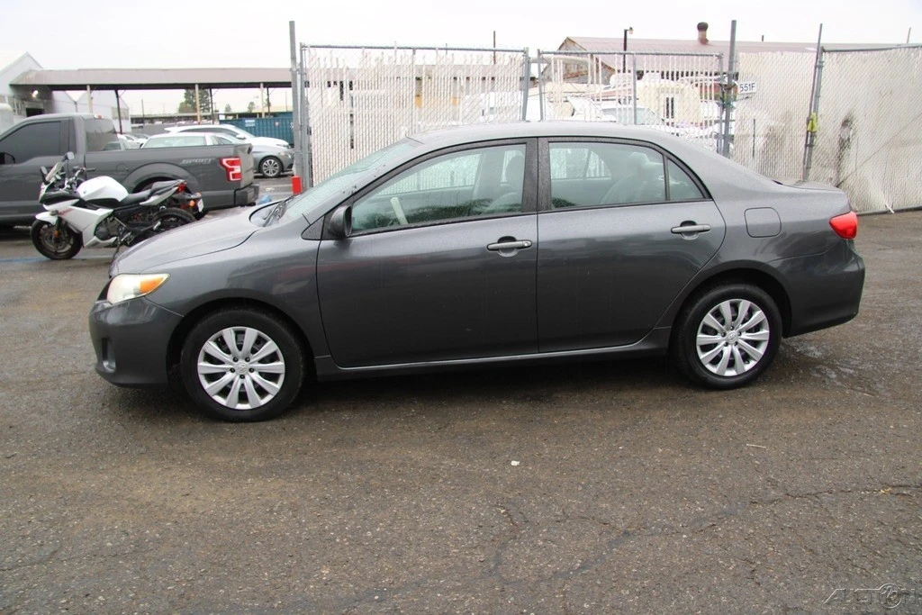 2012 Toyota Corolla 10th Gen - Image 3 of 21