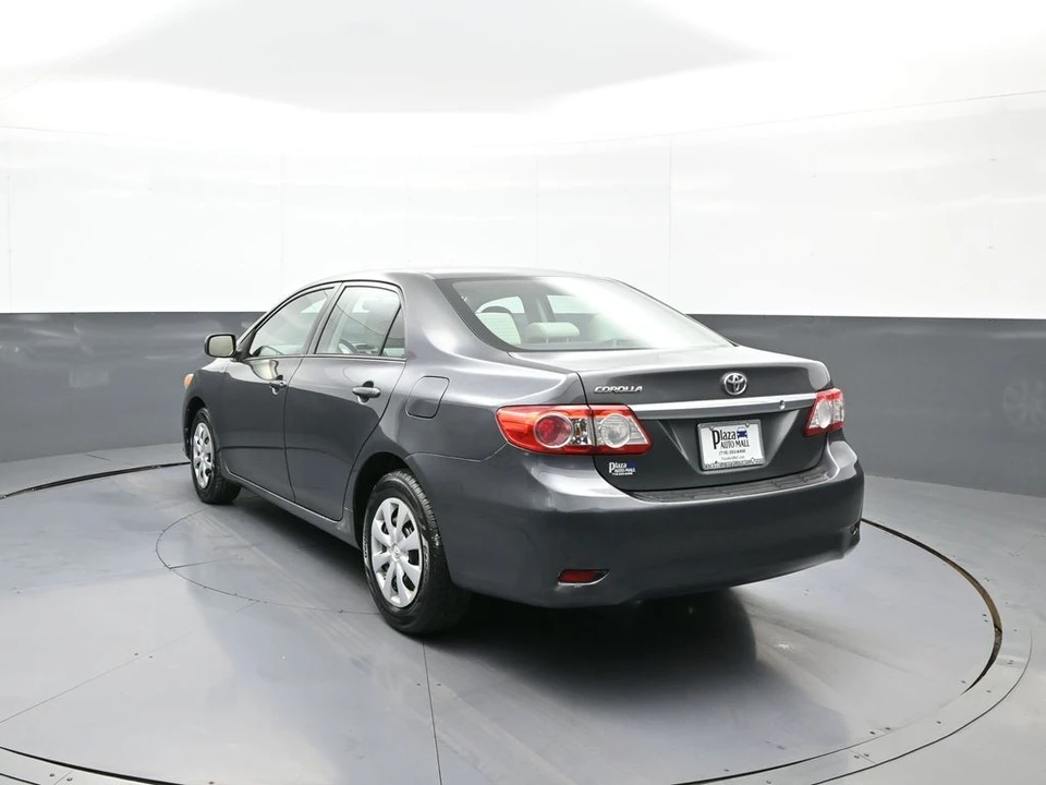 2012 Toyota Corolla 10th Gen - Image 8 of 12