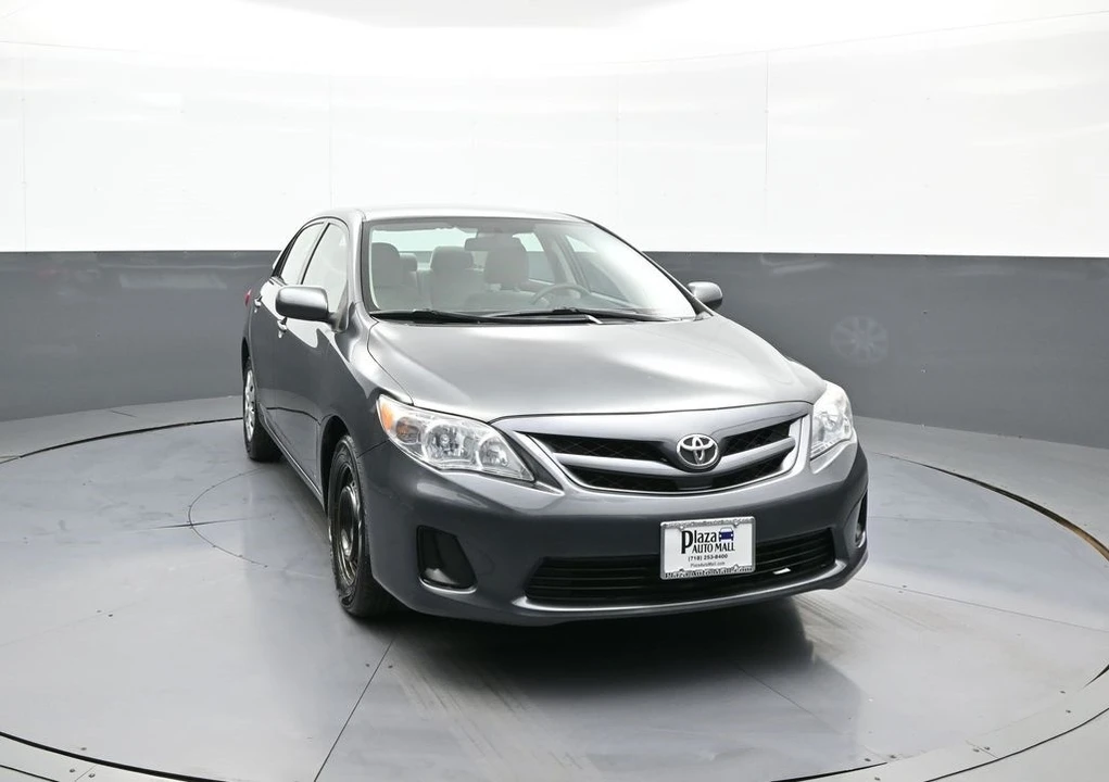 2012 Toyota Corolla 10th Gen - Image 3 of 12