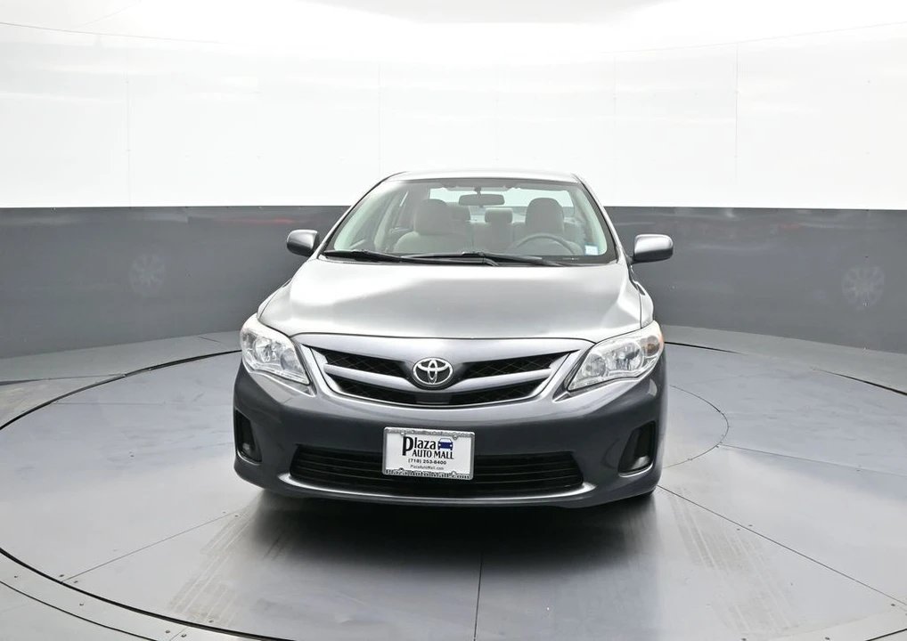 2012 Toyota Corolla 10th Gen - Image 2 of 12