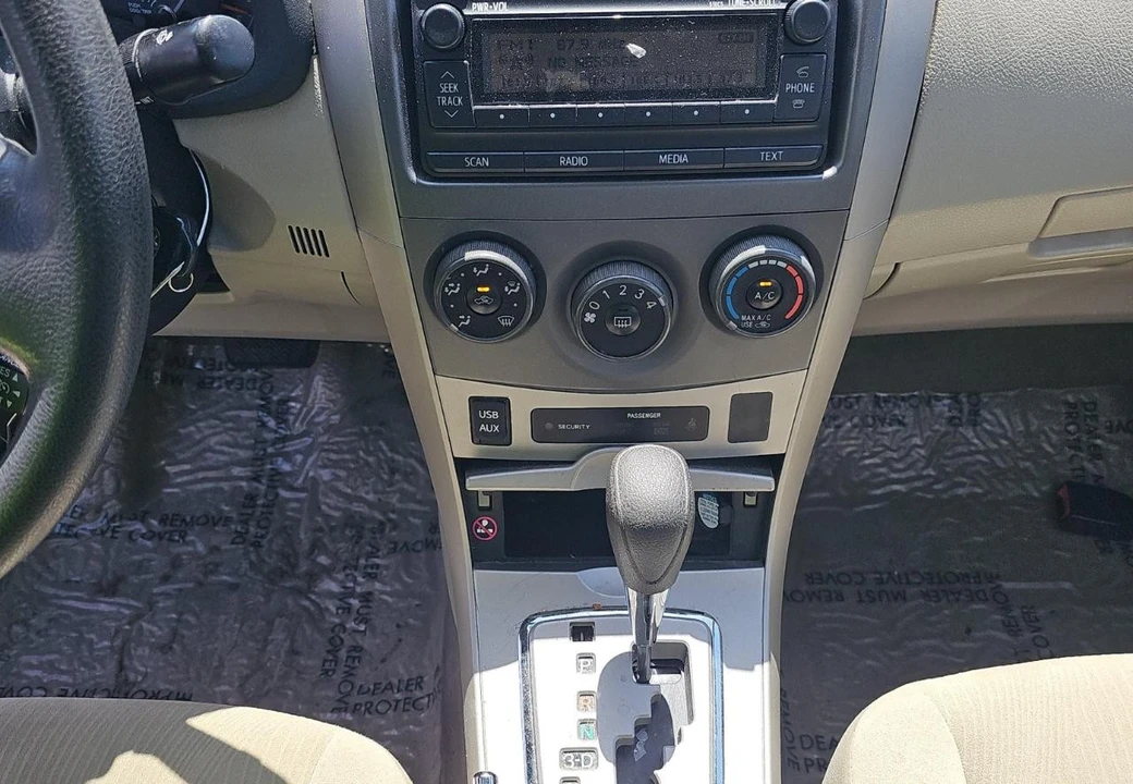 2012 Toyota Corolla 10th Gen - Image 12 of 15