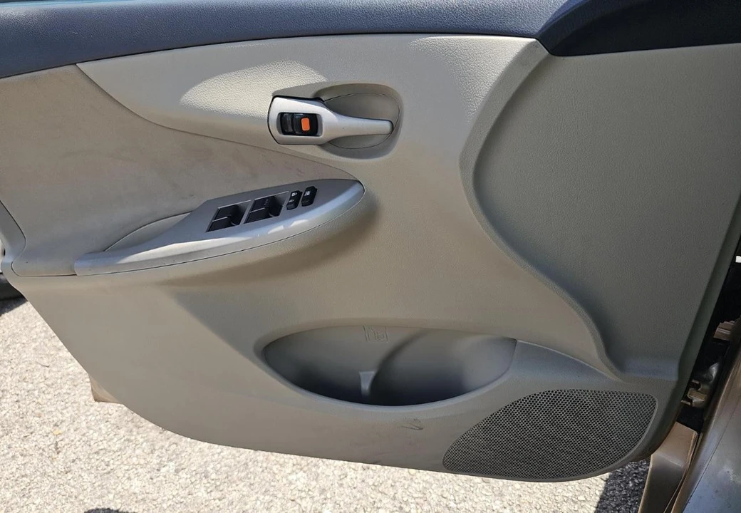 2012 Toyota Corolla 10th Gen - Image 10 of 15