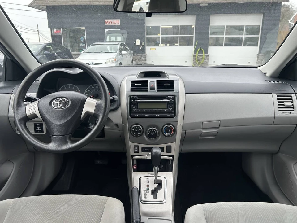 2012 Toyota Corolla 10th Gen - Image 15 of 21