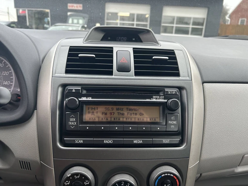 2012 Toyota Corolla 10th Gen - Image 12 of 21