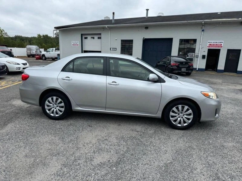 2012 Toyota Corolla 10th Gen - Image 7 of 12