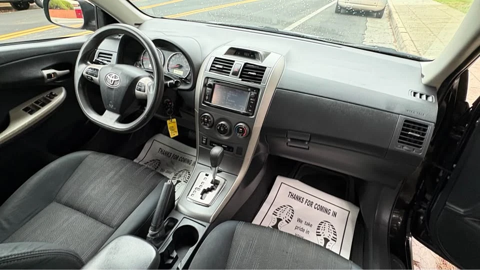 2012 Toyota Corolla 10th Gen - Image 5 of 18
