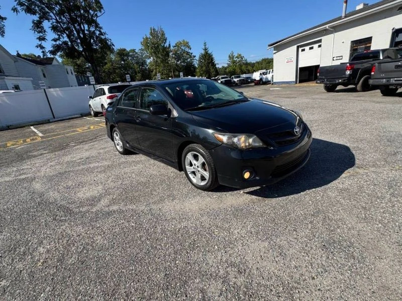 2012 Toyota Corolla 10th Gen - Image 5 of 12