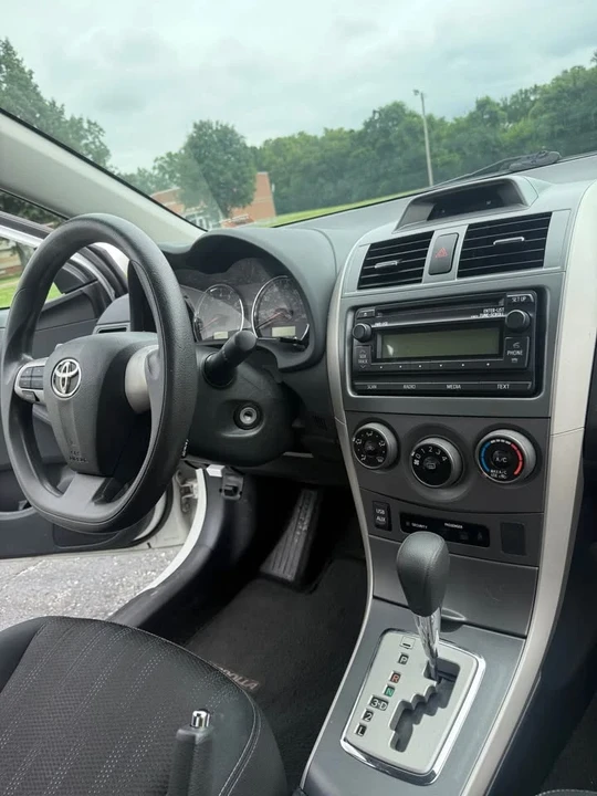 2012 Toyota Corolla 10th Gen - Image 3 of 13