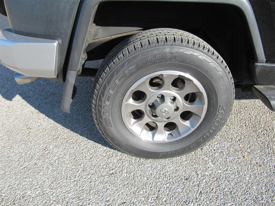 2012 Toyota FJ Cruiser - Image 6 of 21