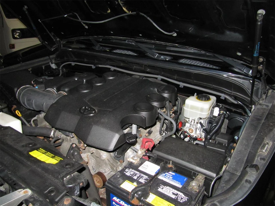 2012 Toyota FJ Cruiser - Image 14 of 21