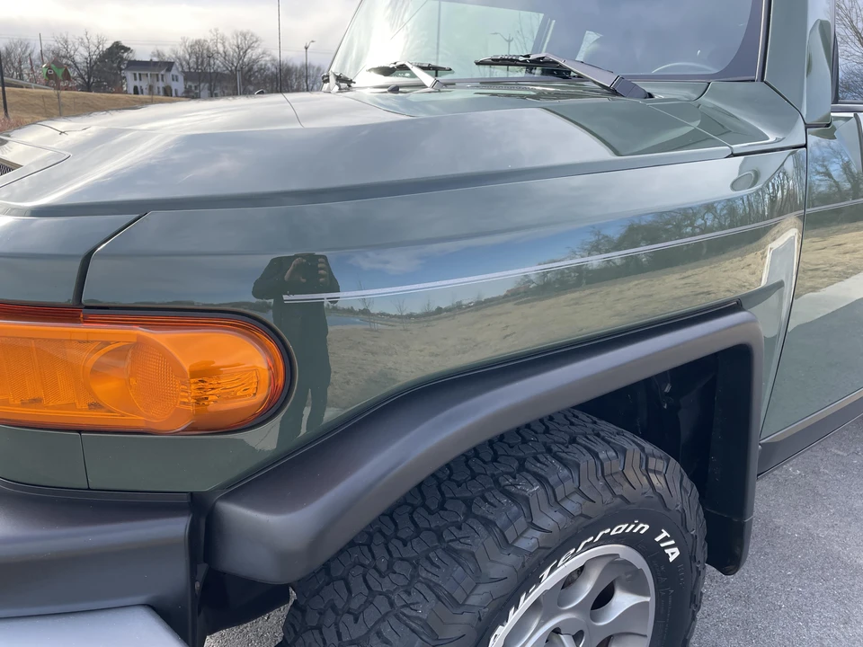 2012 Toyota FJ Cruiser - Image 25 of 31