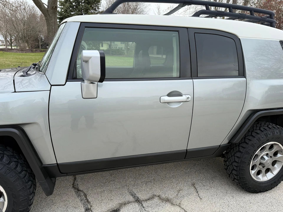 2012 Toyota FJ Cruiser - Image 23 of 31
