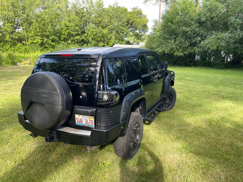 2012 Toyota FJ Cruiser - Image 14 of 31