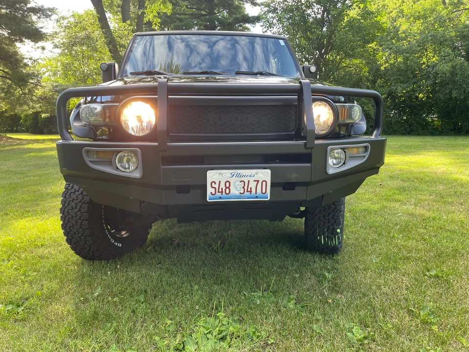 2012 Toyota FJ Cruiser - Image 6 of 31