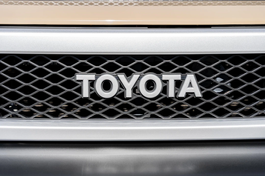 2012 Toyota FJ Cruiser - Image 10 of 31