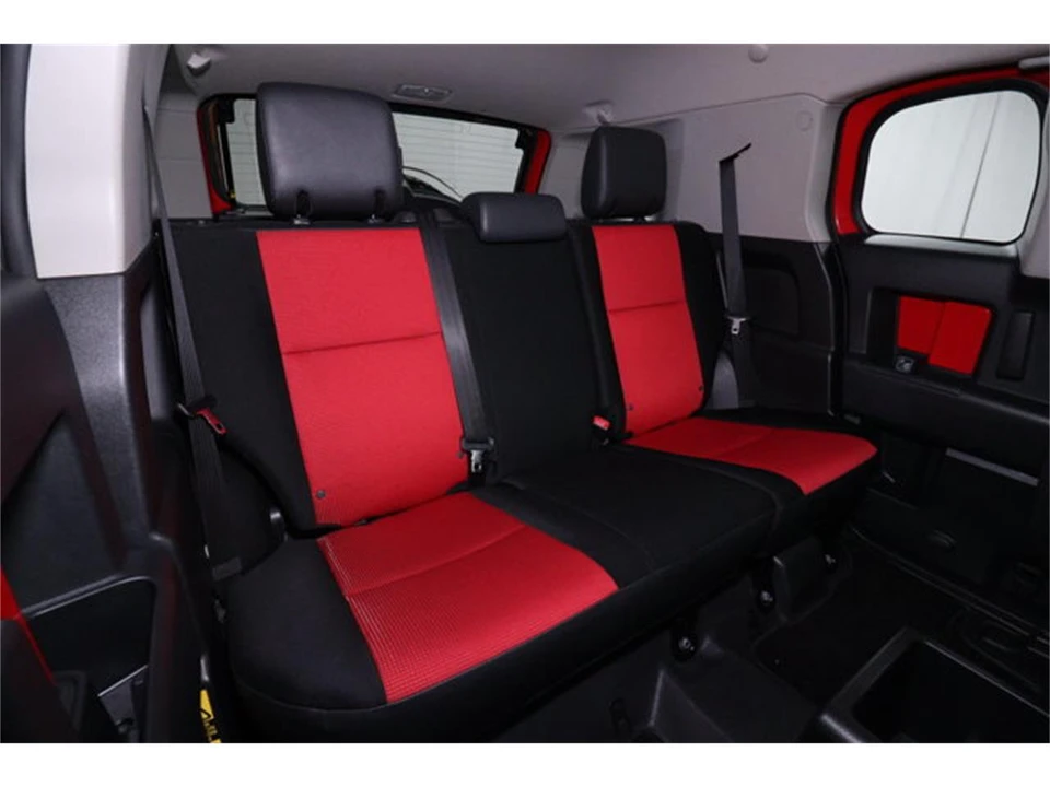 2012 Toyota FJ Cruiser - Image 25 of 31