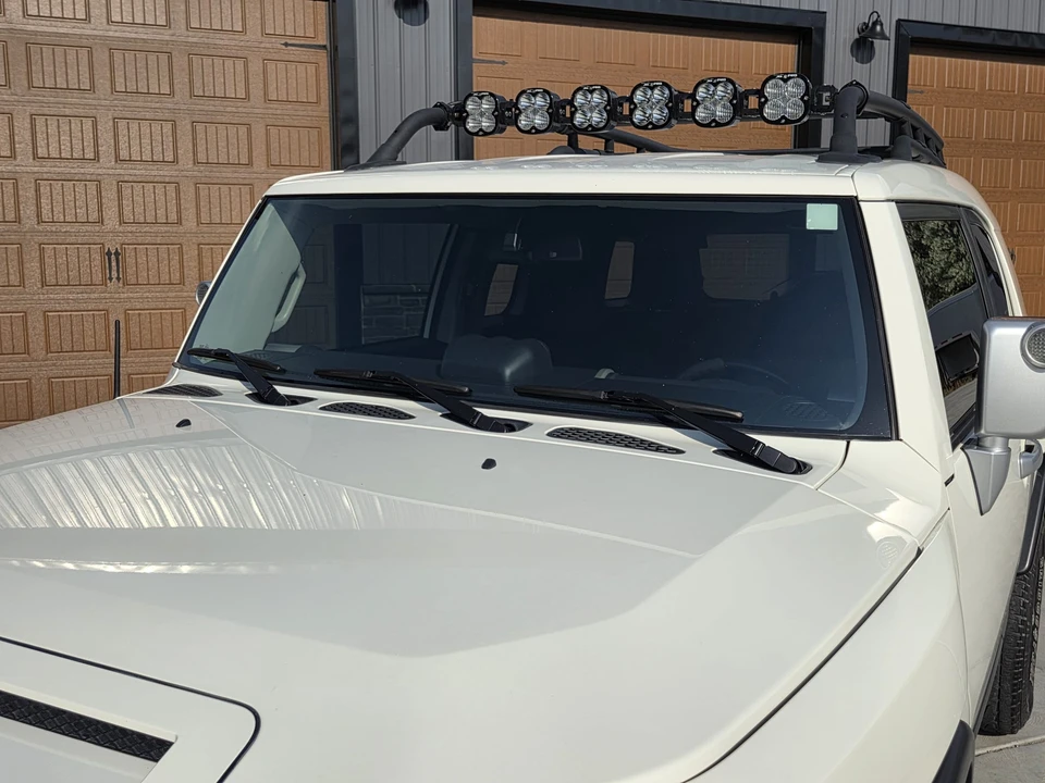 2012 Toyota FJ Cruiser - Image 9 of 31