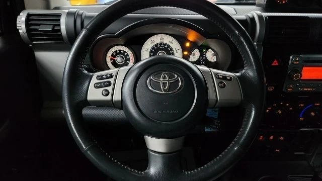 2012 Toyota FJ Cruiser - Image 21 of 21