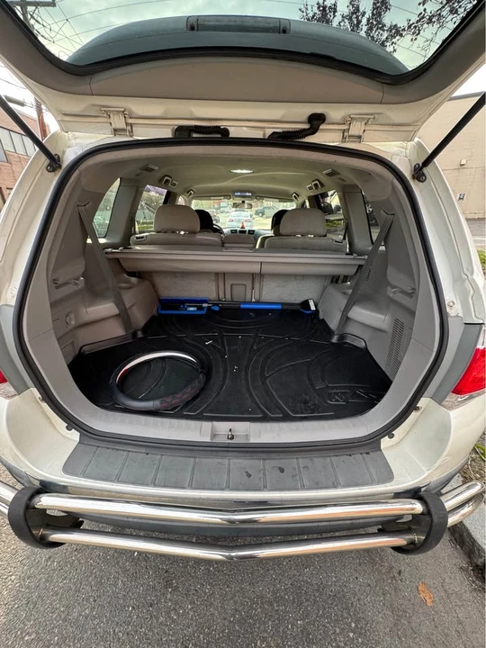 2012 Toyota Highlander - Image 12 of 15