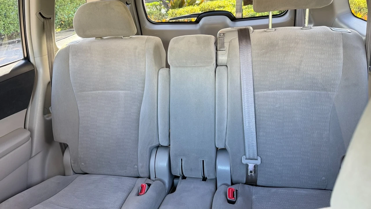 2012 Toyota Highlander - Image 10 of 15
