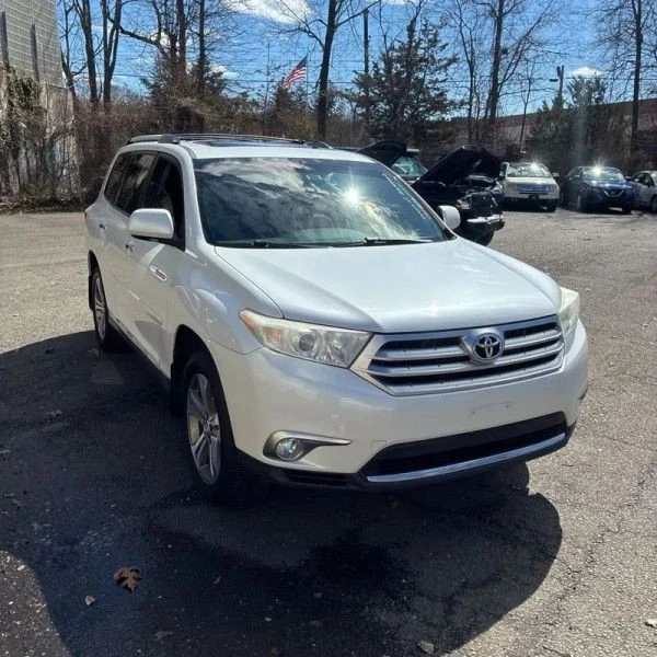 2012 Toyota Highlander - Image 12 of 12