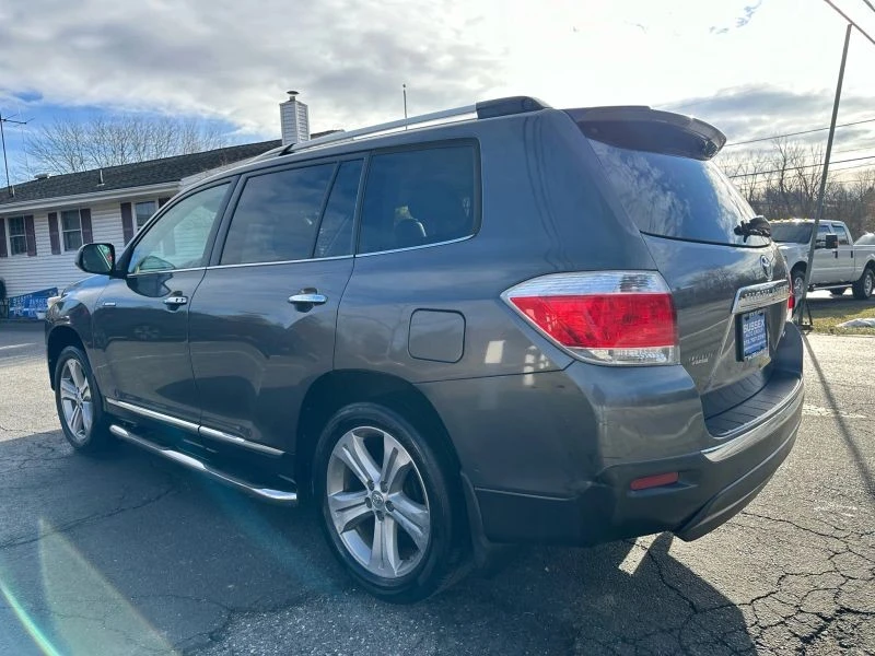 2012 Toyota Highlander - Image 6 of 12