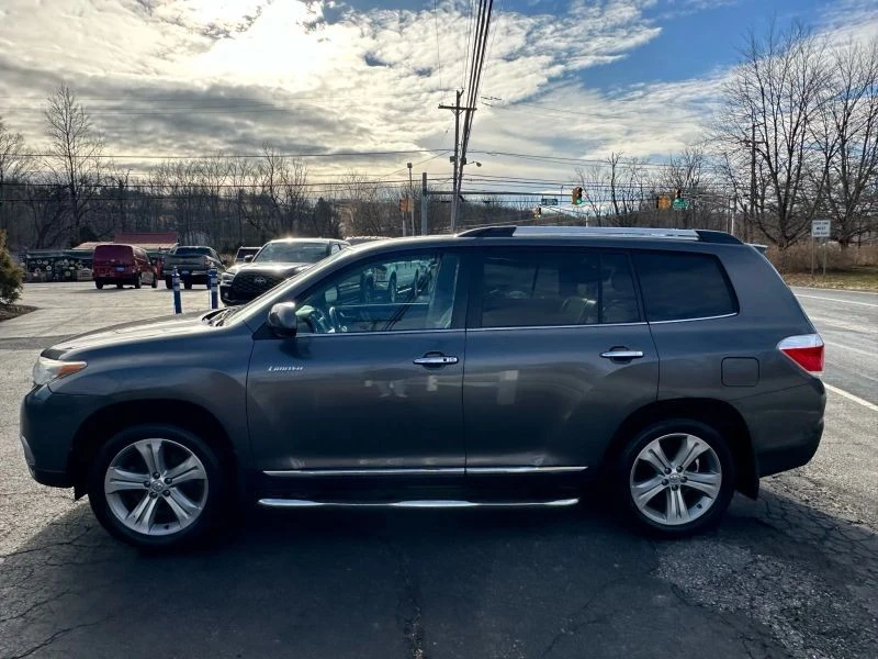 2012 Toyota Highlander - Image 7 of 12