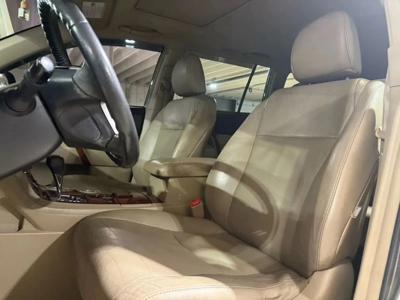 2012 Toyota Highlander - Image 8 of 12
