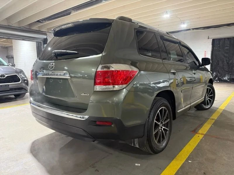 2012 Toyota Highlander - Image 4 of 12