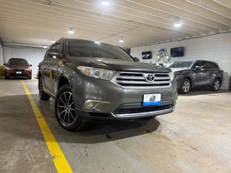 2012 Toyota Highlander - Image 6 of 12