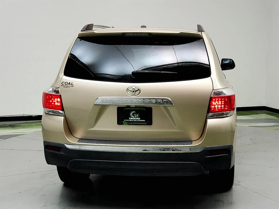 2012 Toyota Highlander - Image 6 of 12