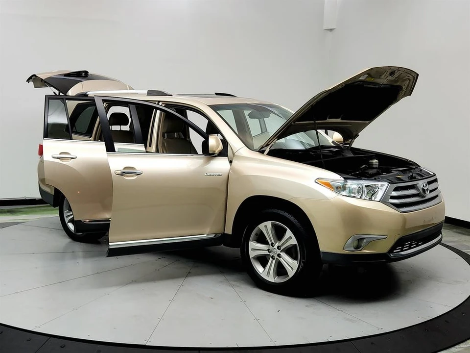 2012 Toyota Highlander - Image 9 of 12