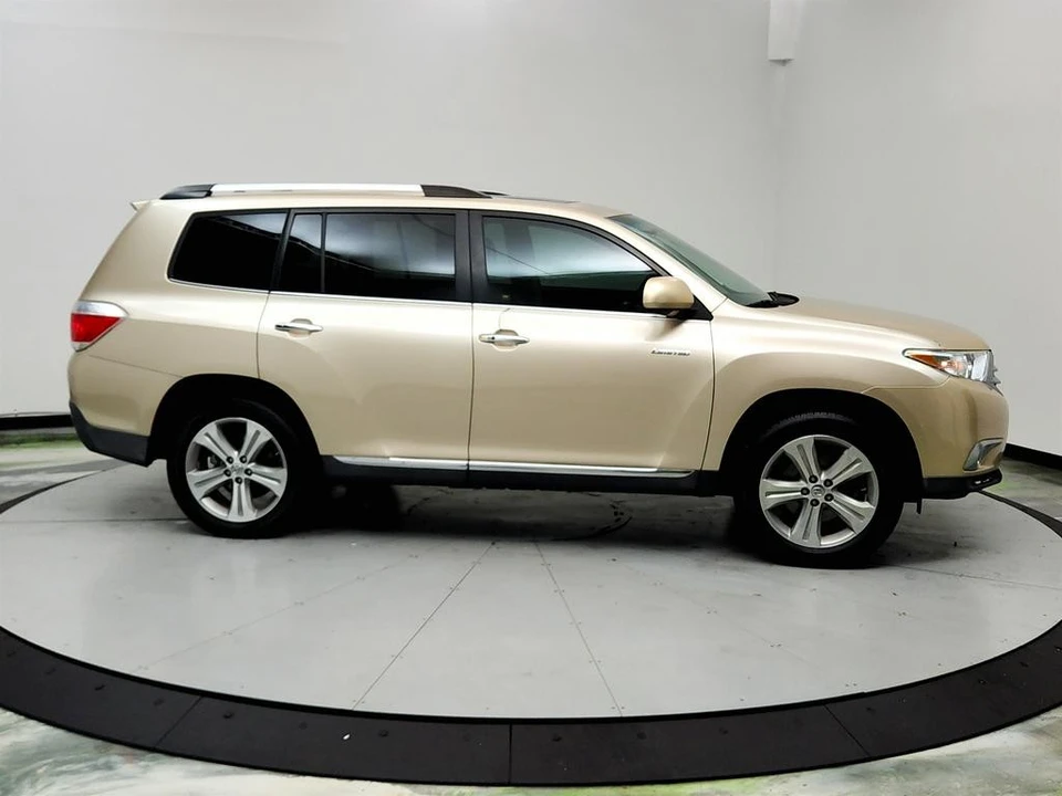 2012 Toyota Highlander - Image 4 of 12