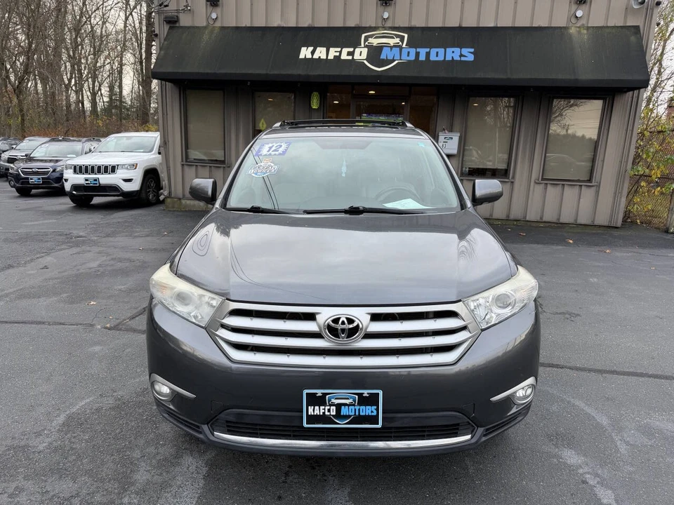 2012 Toyota Highlander - Image 2 of 21