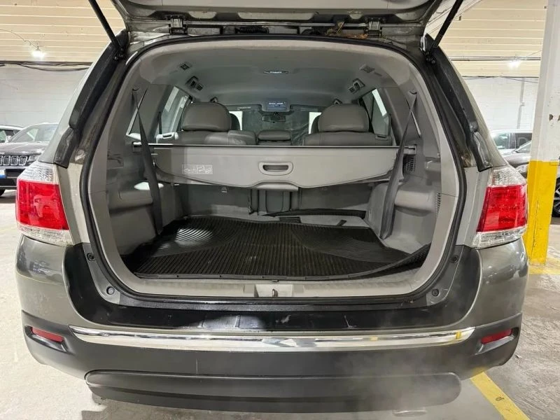 2012 Toyota Highlander - Image 7 of 12