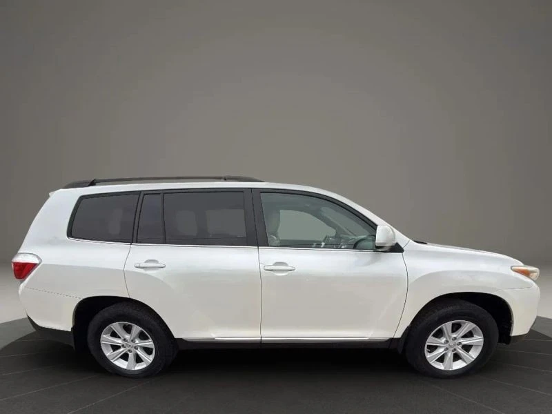 2012 Toyota Highlander - Image 4 of 12