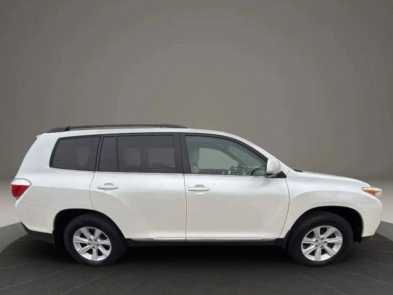 2012 Toyota Highlander - Image 4 of 12