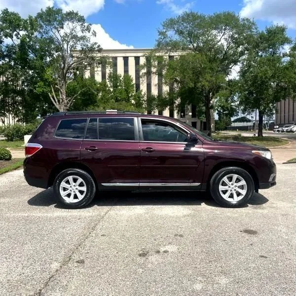 2012 Toyota Highlander - Image 9 of 12