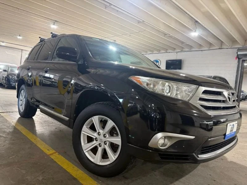2012 Toyota Highlander - Image 5 of 12