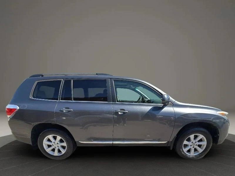 2012 Toyota Highlander - Image 4 of 12