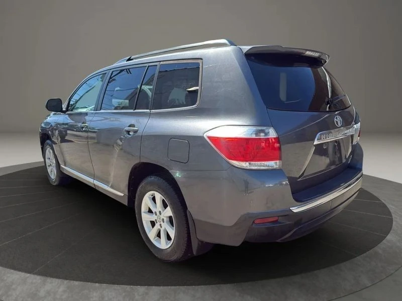 2012 Toyota Highlander - Image 7 of 12