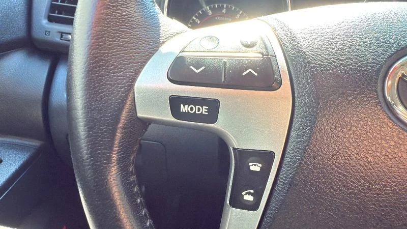 2012 Toyota Highlander - Image 12 of 12