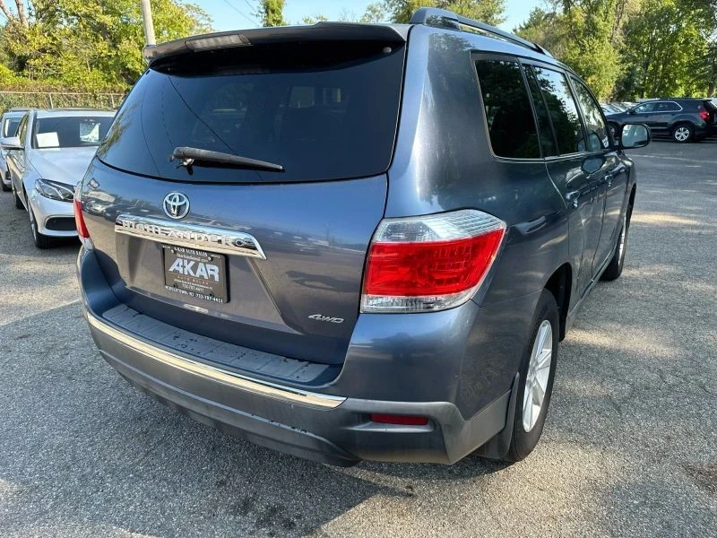2012 Toyota Highlander - Image 7 of 12