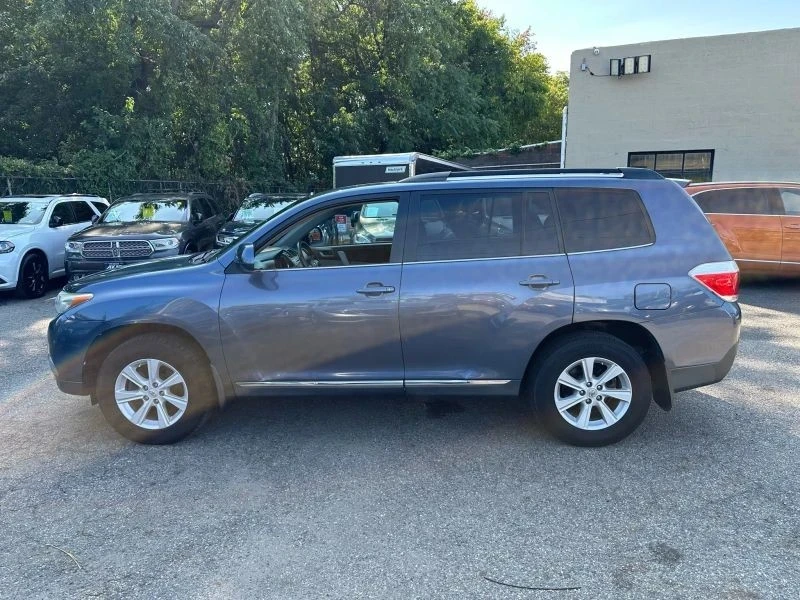 2012 Toyota Highlander - Image 4 of 12