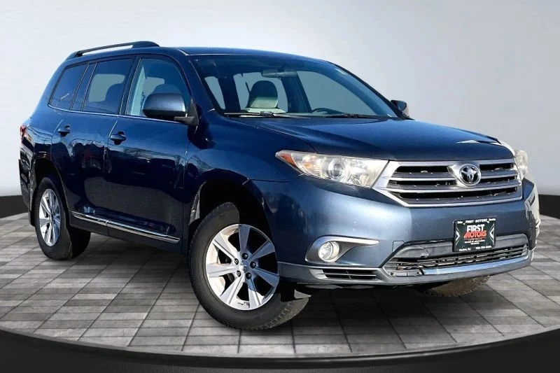 2012 Toyota Highlander - Image 3 of 12